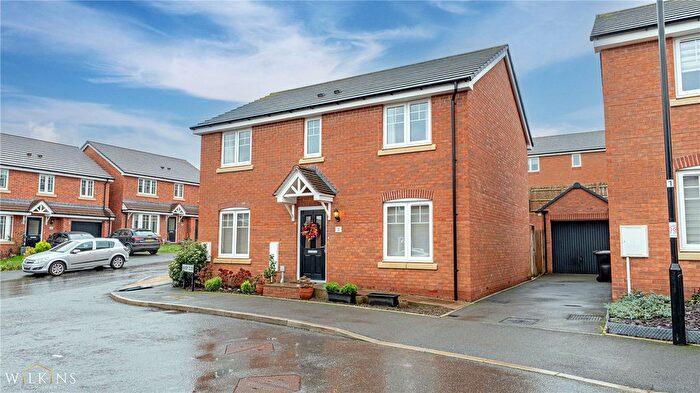 4 Bedroom Detached House For Sale In Wakem Close, Nuneaton, Warwickshire, CV10