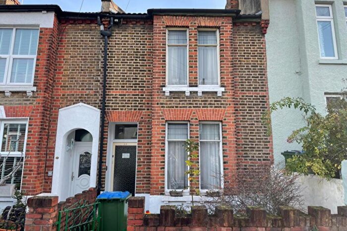 2 Bedroom Terraced House For Sale In Purrett Road, Plumstead, London, SE18