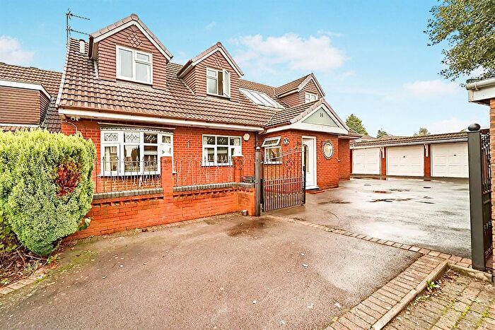 4 Bedroom Detached House For Sale In Druid Park Road, Willenhall, WV12
