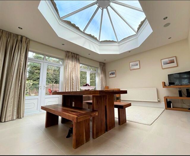 4 Bedroom Detached House For Sale In Marlborough Place, Lutterworth, Leicestershire, LE17