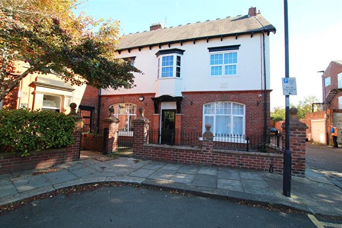 1 Bedroom Property To Rent In Tankerville Place, Newcastle Upon Tyne, NE2