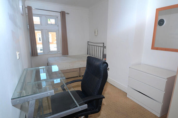 1 Bedroom Terraced House To Rent In HouseShare Kingswood Road, Fallowfield, Manchester, M14