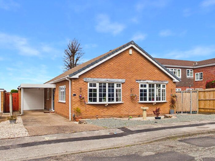3 Bedroom Detached Bungalow For Sale In Plains Farm Close, Mapperley, Nottingham, NG3