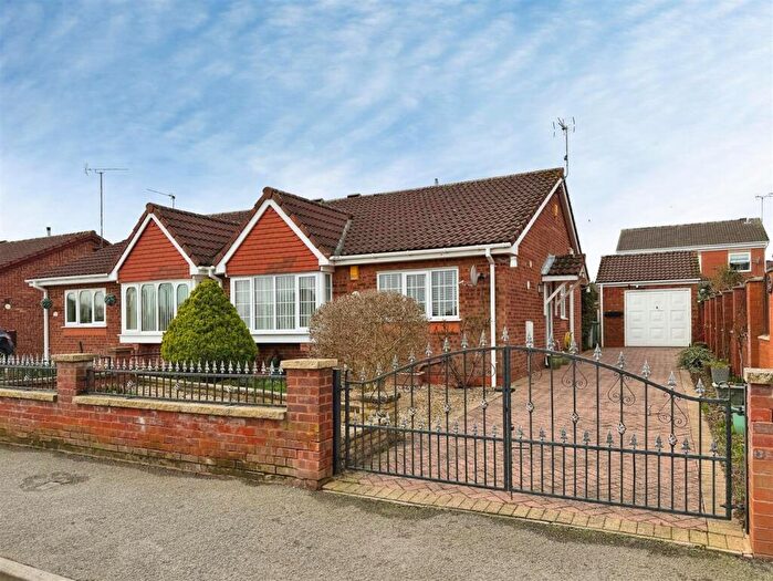 2 Bedroom Semi-Detached Bungalow For Sale In Stubbing Lane, Worksop, S80