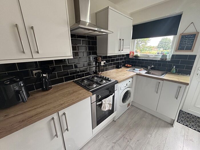 3 Bedroom Semi-Detached House For Sale In Wingate Avenue, Norbreck, FY5