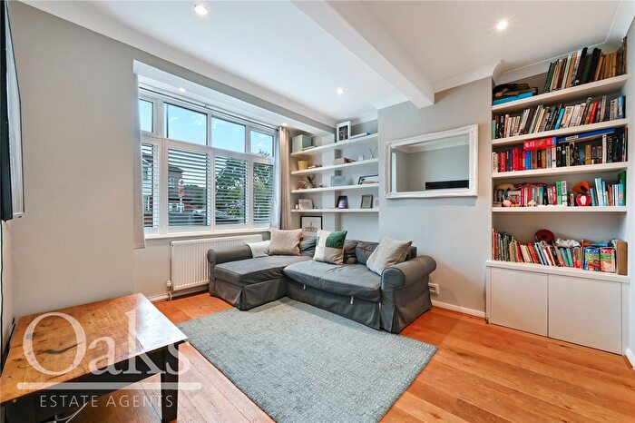 3 Bedroom Terraced House For Sale In Sherwood Avenue, Streatham, SW16
