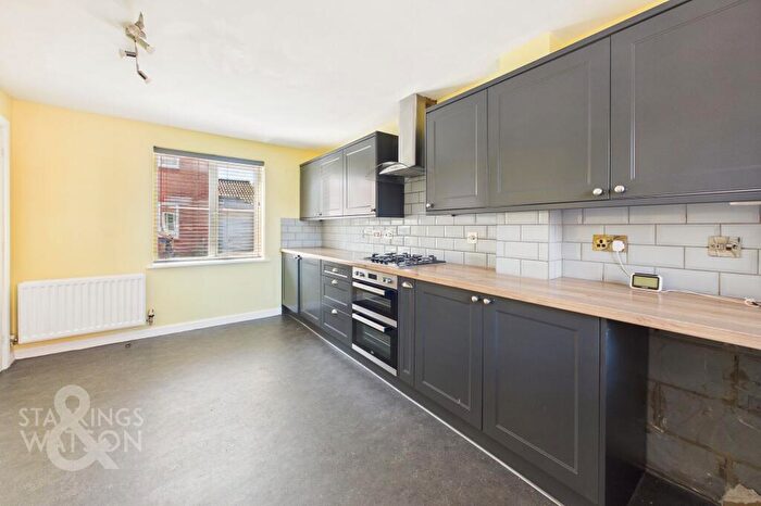 3 Bedroom Detached House For Sale In Caddow Road, Three Score, Norwich, NR5