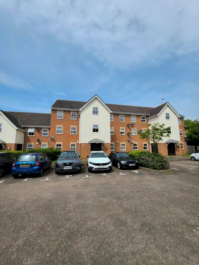 2 Bedroom Flat To Rent In Osprey Road, Waltham Abbey, EN9