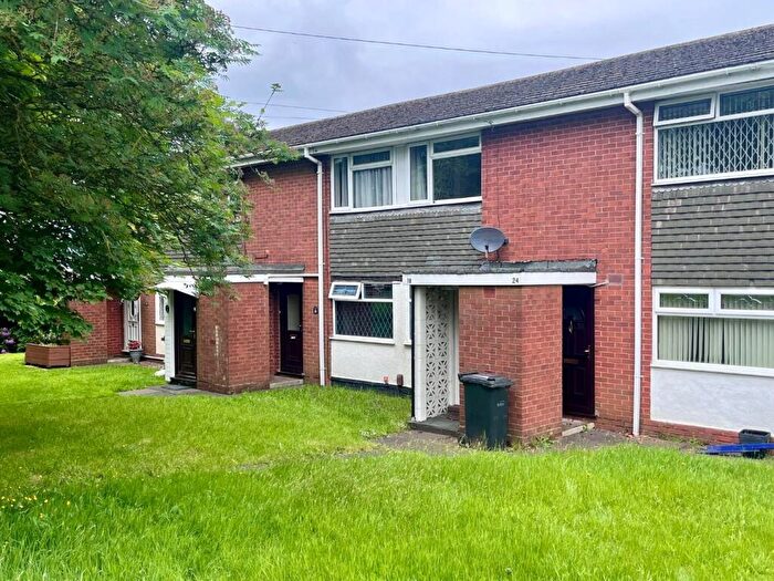 2 Bedroom Maisonette To Rent In Sandyfields Road, Dudley, DY3