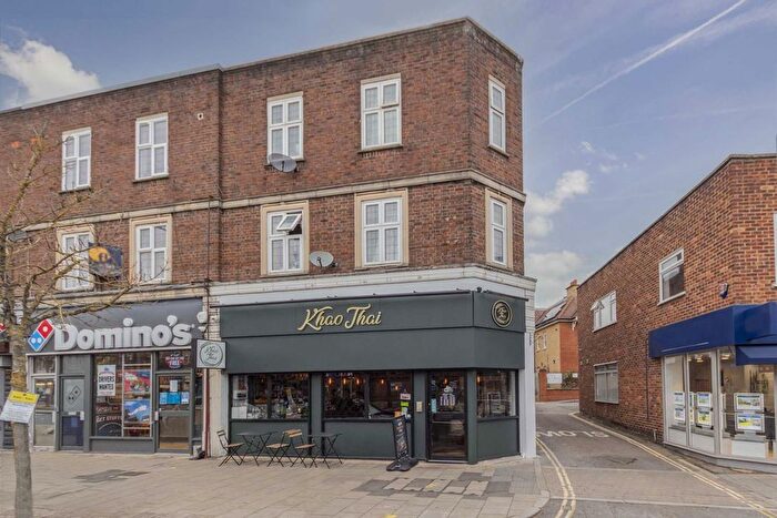 1 Bedroom Flat To Rent In Heath Road, Twickenham, TW1