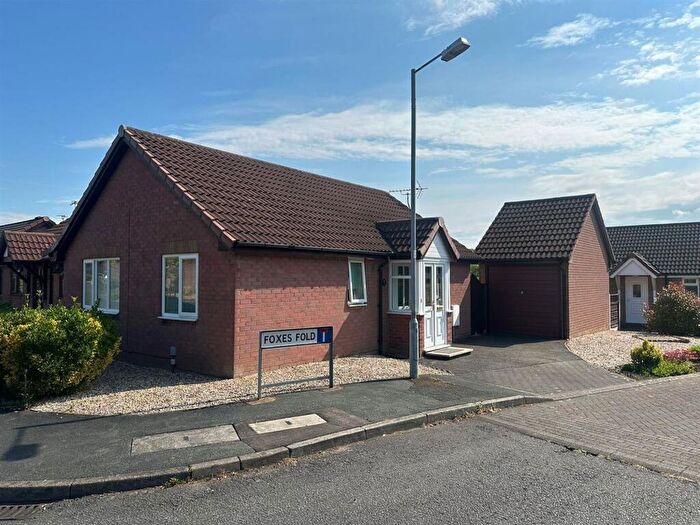 2 Bedroom Semi-Detached Bungalow For Sale In Oakleigh Rise, Northwich, CW8