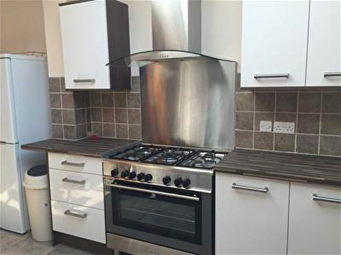 6 Bedroom Terraced House To Rent In Tiverton Road, Selly Oak, Birmingham, B29