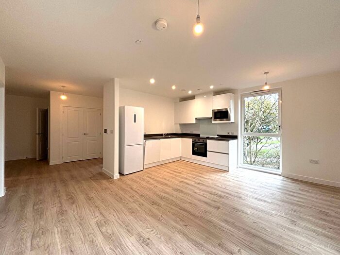 2 Bedroom Flat To Rent In Griffiths Close, Birmingham, B12