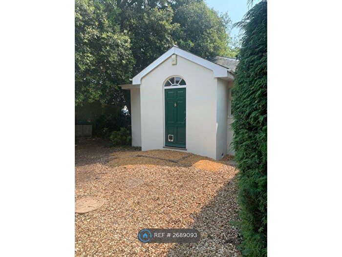 1 Bedroom Flat To Rent In Havant Road, Farlington, Portsmouth, PO6