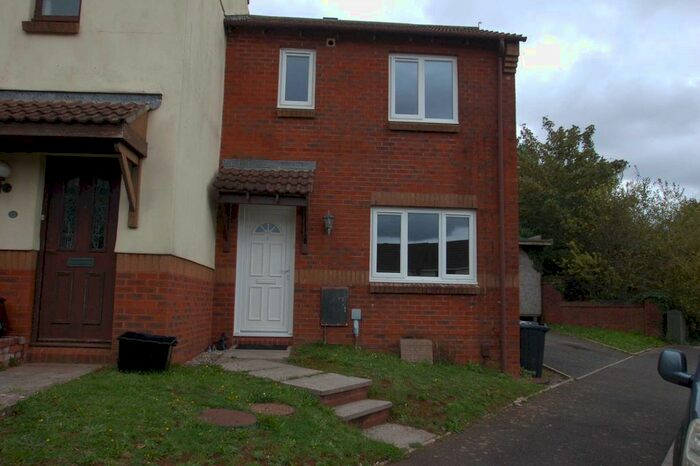3 Bedroom Semi-Detached House To Rent In Jasmine Grove, Paignton, TQ3