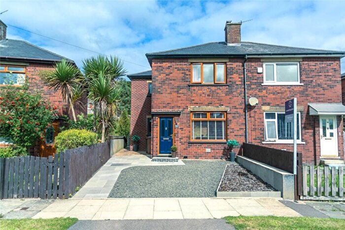 3 Bedroom Semi-Detached House For Sale In Tintern Avenue, Littleborough, Greater Manchester, OL15