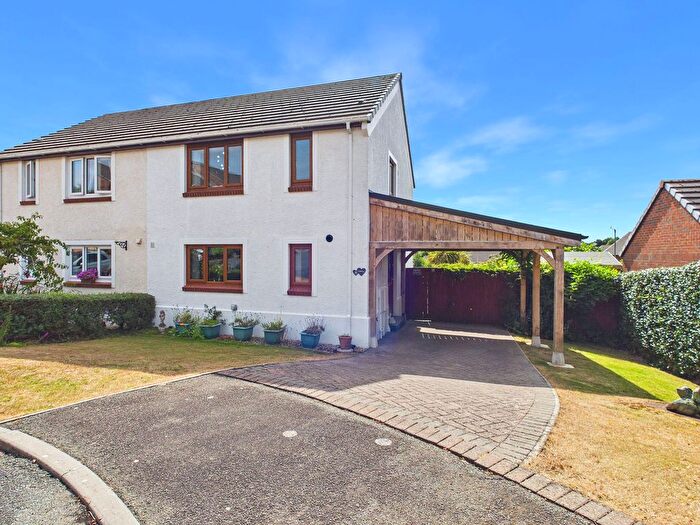 3 Bedroom Semi-Detached House For Sale In Maple Avenue, Haverfordwest, SA61