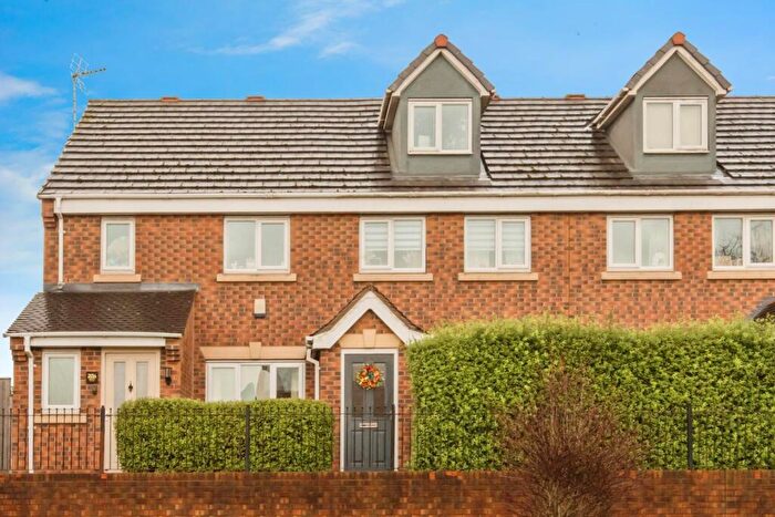 3 Bedroom Town House For Sale In Gresty Road, Crewe, CW2