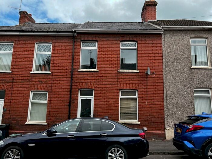 2 Bedroom Terraced House To Rent In Bank Street, Newport, NP19