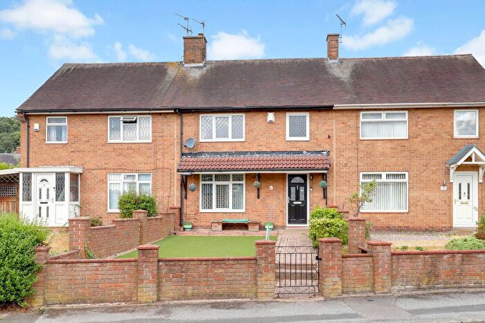 3 Bedroom Terraced House For Sale In Trinstead Way, Nottingham, NG5