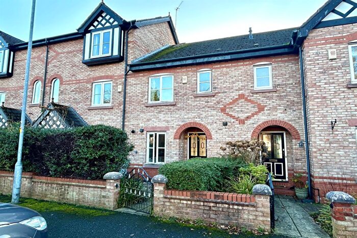 2 Bedroom Mews For Sale In Cranford Square, Knutsford, WA16