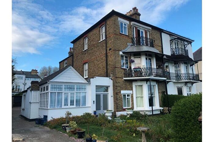 Garage / Parking To Rent In Clifftown Parade, Southend-on-Sea, Essex, SS1