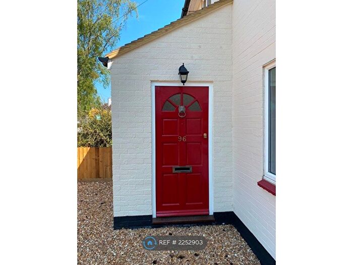 4 Bedroom Terraced House To Rent In Foster Road, Cambridge, CB2