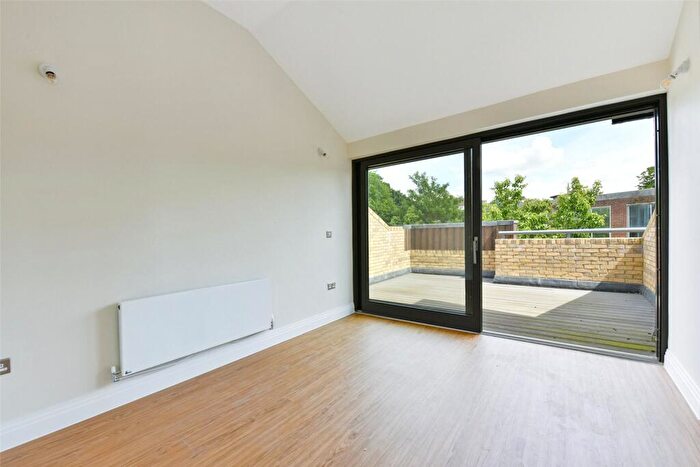 2 Bedroom Terraced House To Rent In Peascod Place, Windsor, Berkshire, SL4