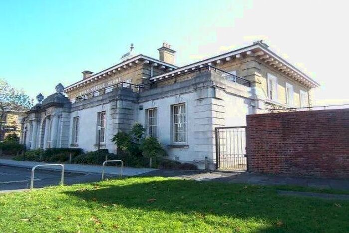 2 Bedroom Flat To Rent In Union Castle House, Southampton, SO14