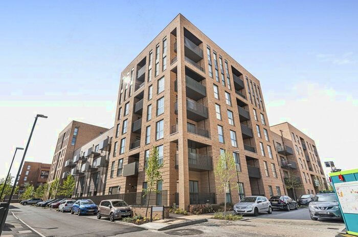 2 Bedroom Flat To Rent In Arthur Street, Erith, DA8