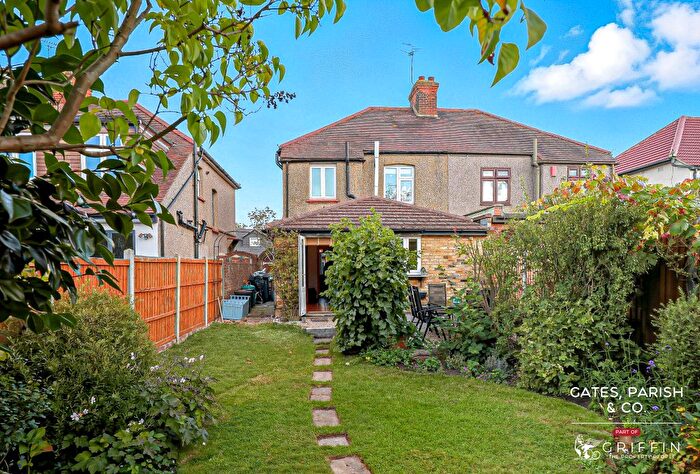 3 Bedroom Semi-Detached House For Sale In Derham Gardens, Upminster, RM14