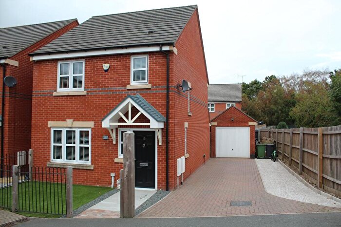 3 Bedroom Detached House For Sale In Porter Drive, Alfreton., DE55
