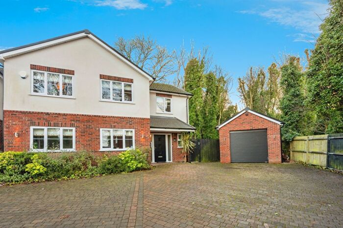 4 Bedroom Detached House For Sale In St. Marys Close, Dudley, DY3