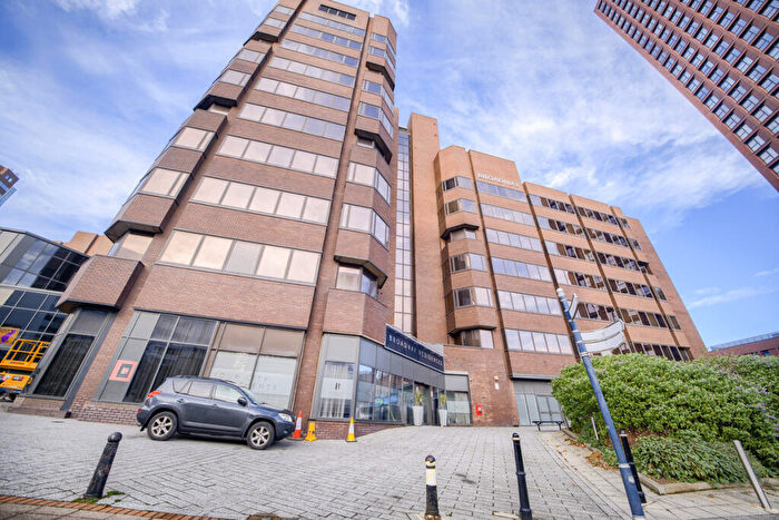1 Bedroom Apartment For Sale In Broad Street, Birmingham, B15