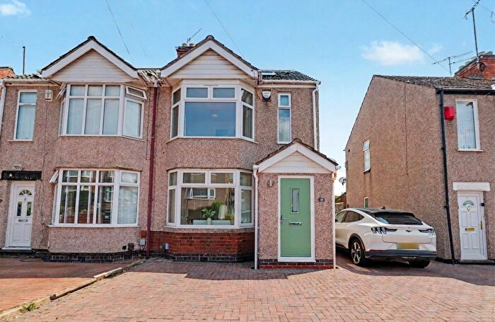 3 Bedroom Semi-Detached House For Sale In Oakfield Road, Coventry, CV6
