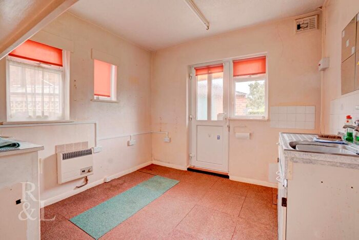 2 Bedroom Flat For Sale In Green Acre, Edwalton, Nottingham, NG12