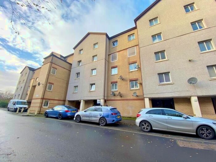 1 Bedroom Flat To Rent In Lenzie Place, Springburn, Glasgow, G21