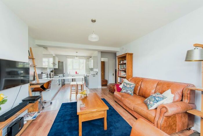 3 Bedroom Flat To Rent In Meretune Court, Martin Way, Morden, Surrey, SM4