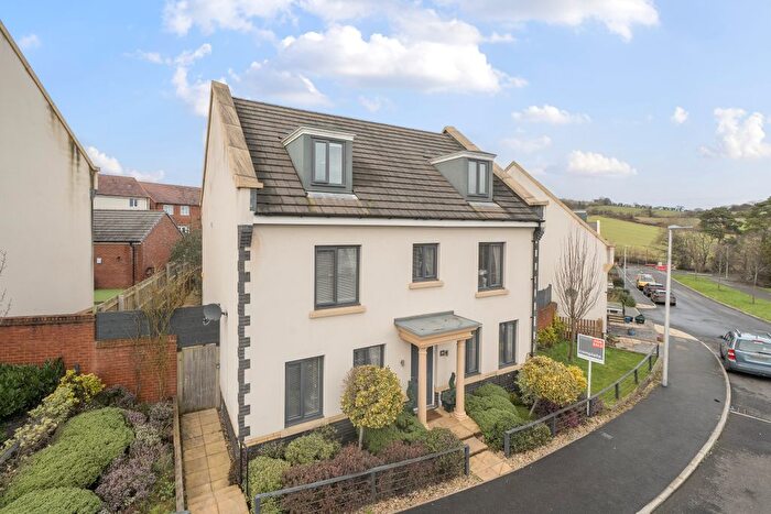 6 Bedroom Detached House For Sale In Buttercup Way, Newton Abbot, TQ12
