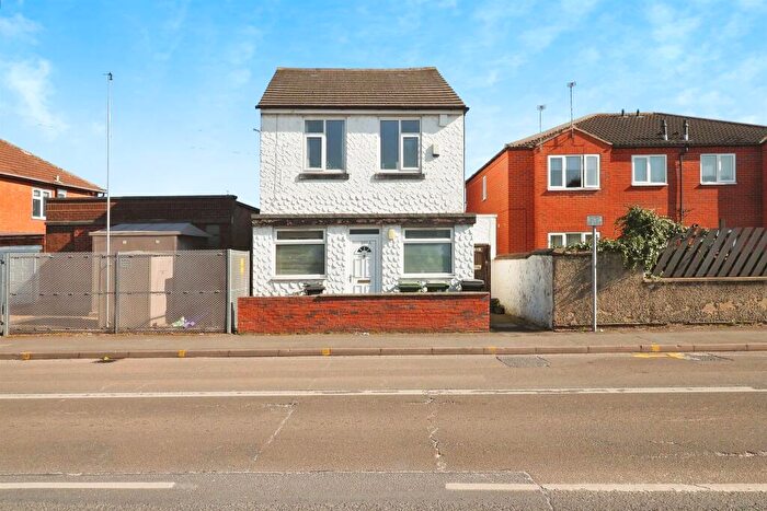 2 Bedroom House For Sale In Derby Road, Loughborough, LE11