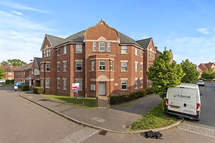 2 Bedroom Flat For Sale In Reid Crescent, Hellingly, Hailsham, BN27