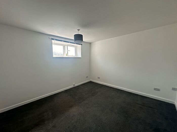 1 Bedroom Property To Rent In Henderson House, Nottingham, NG17