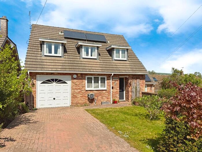 4 Bedroom Link Detached House For Sale In The Nursery, Kings Stanley, Stonehouse, GL10