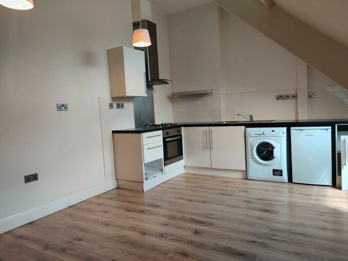 1 Bedroom Property To Rent In Lynchford Road, Farnborough, GU14