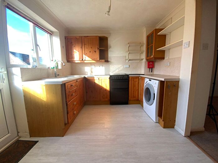 2 Bedroom Semi-Detached House To Rent In Miersfield, High Wycombe, HP11