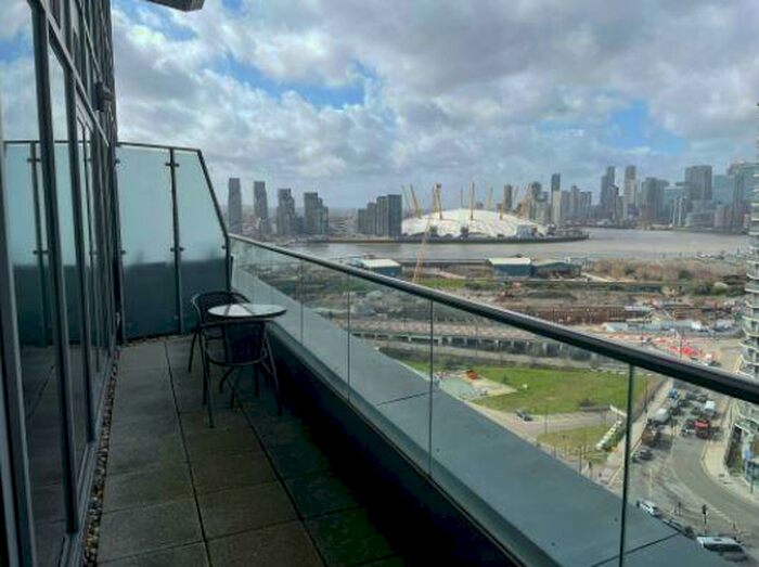 2 Bedroom Penthouse To Rent In Alaska Apartments, Western Gateway, Royal Victoria Docks, London, E16
