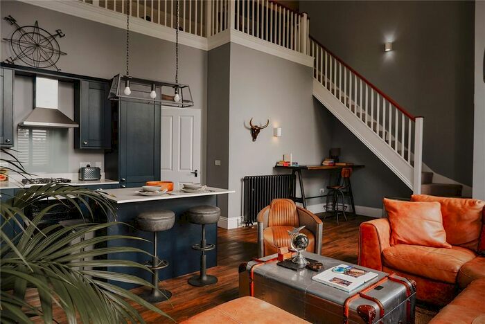 2 Bedroom Flat To Rent In Chambers House, Blackheath Avenue, Ipswich, Suffolk, IP3