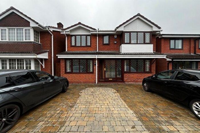 5 Bedroom Detached House To Rent In The Bantocks, West Bromwich, B70