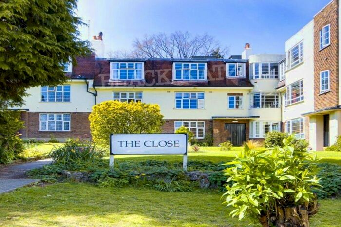 2 Bedroom Flat To Rent In The Close, Muswell Avenue, London, N10