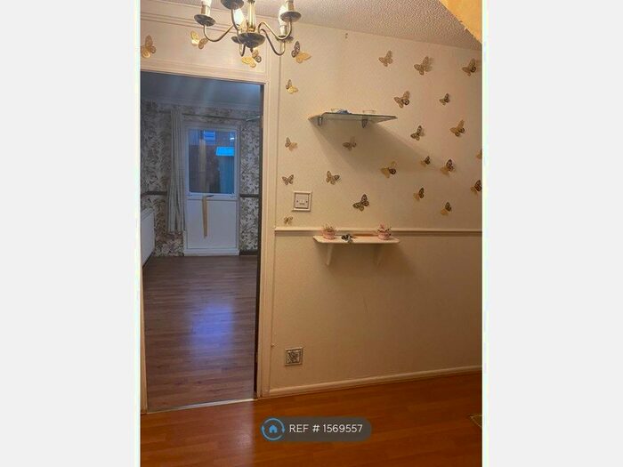 3 Bedroom End Of Terrace House To Rent In Harris Road, Leicester, LE4